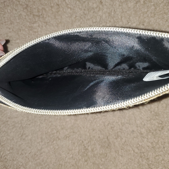 3/$15 - Glitter Zipper Makeup Bag, Gold - Picture 4 of 4